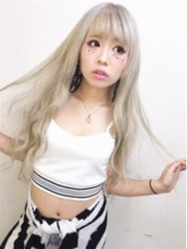 あるじゃんすー 横浜店 white　color◎Wカラー後のハイトーンにも#横浜＃グラデーション