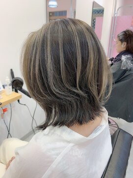 キャプチャー 海老名(capture) 個性派◎バレイヤージュ外はねショート◎