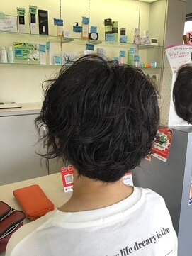 アトリエパルファム ボーイッシュになりすぎない☆ハンサム女子・おしゃれパーマ