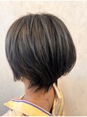 ショートボブ