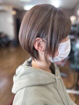 ヘアーサロン カラー 色彩店(COLOR)&nbsp;暖色ベージュショートスタイル