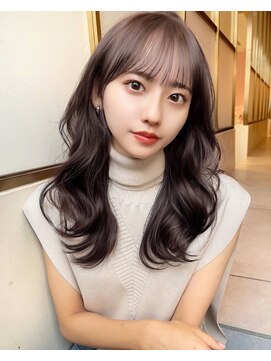 アフロートリノ(AFLOAT Leino) 大人可愛い韓国ヘア　くびれヘア　レイヤーカット顔まわり