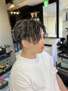 アイズ 海老名(AIZU) ツイストスパイラルパーマ　スパイラルパーマ　ツイストパーマ