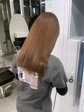 ティント 梅田(Tint) 【Fumina】ミルクティーベージュ《大阪梅田駅》