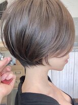 アイドットプラス 表参道(i.+omotesando)&nbsp;流し前髪小顔つや髪顔まわり簡単スタイリングショートボブヘア