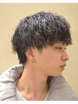 フリーク バーバーショップ 都島店(FREAK BARBER SHOP) モテ流行り緩め波巻きスパイラルウルフ