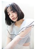 フェミニンワンカールショートボブ