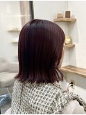 切りっぱなしボブ+ピンク