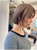 デザインカラーコントラストハイライト切りっぱなしボブ
