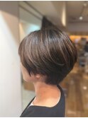 ショートボブ