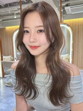 似合わせカット/ダークアッシュ/バタフライカット似合わせカット