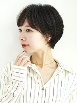インセプション 銀座(INCEPTION) 切りっぱなしショート・ボブ/絶壁解消/前髪なし/40代/30代/丸顔