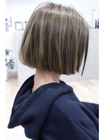 オウル(Owll)&nbsp;☆Owll☆大人かわいいミニマムボブ★前下がりデザインカラー