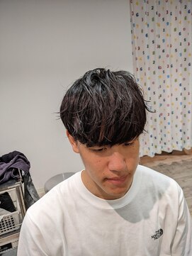 コワファーストナガサキシャンプーボーイ(COIFF1RST NAGASAKI SHAMPOO BOY) vマッシュ×ソフトスパイラルパーマ