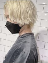 シー(shii..)&nbsp;《shii../大黒》＃ホワイトブロンド＃センタパート＃波巻き