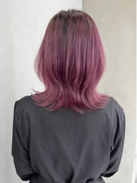 ギークス(GEEKS) 【GEEKS渋谷】ハイトーン/初ブリーチ/ピンク/ハネ感/イメチェン