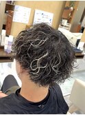 ツイストスパイル　ハイライト　波巻きパーマ