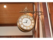 プラム めじろ台(plum)の雰囲気(アンティーク調の落ち着いた空間でお過ごしできます◎)