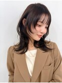 【ハッシュカット/顔周りレイヤー/くびれミディアム】