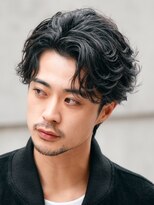 フィフス 大分(fifth)&nbsp;大分フェザーパーマメンズカットラウンドマッシュセンターパート