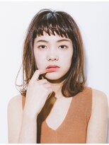 コレット(COLETTE)&nbsp;切りっぱなしボブ斜めバング セミディ 小顔 オン眉 20代30代40代