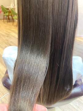 エクリ シセイドウ 麻布十番店(equri×SHISEIDO) 【麻布十番】湿気に負けない！酸熱トリートメント！！