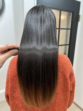 パース 横浜(PERS) 艶髪ストレート