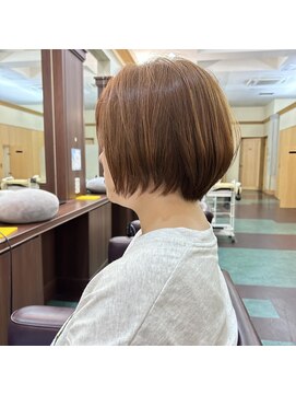 シャンプー ボーイ 宮崎柳丸店(SHAMPOO BOY) 丸みショートボブ