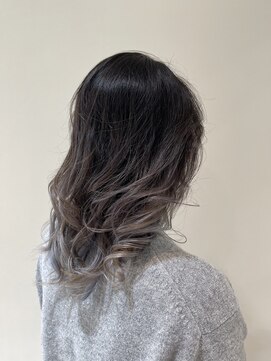 エスプリ アリュール 西大井店(allure) ハイライト×グレージュイルミナカラー【西大井、大井町】