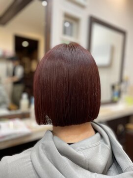 ヘアーショップアミティ インナーカラー＋ぱっつんボブ