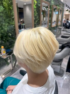 イメージア 町田店(IMAGE A) メンズナチュラルパーマ金髪男