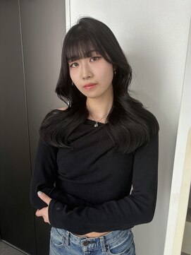 ユーフォリア 渋谷グランデ(Euphoria SHIBUYA GRANDE) ダークグレー　ラベンダーグレー　暗髪　ぱっつん前髪