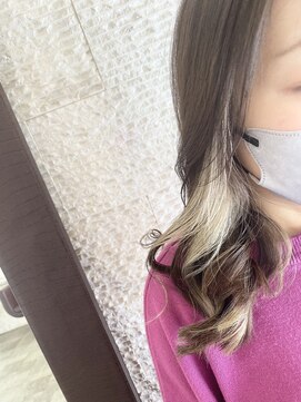 プレフェレプレフェ(prefere prefe) インナーカラー×白髪ぼかし