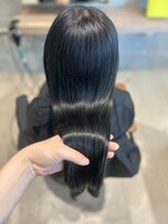 クーレ ビオトープ(+ CURE biotope)&nbsp;ツヤツヤブルーブラック(ブリーチ履歴あり)