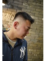 フォーコーナーズカットショップスリーセント 栄(FourCornersCutShop 3/cent)&nbsp;フェードショート