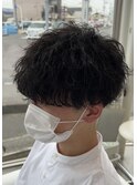 波巻きスパイラルパーマ　ツーブロック　マッシュ　骨格補正
