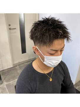 ビーテックバイゼン 山科店(B-TECH by Zen) ツーブロック短髪モテるスーツ束感メッシュシークレットパーマ