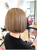 ミルクティーベージュ×ボブ