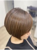 ショートボブ