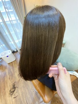 つむぎ まとまりのあるツヤ髪