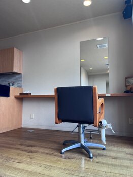 ビーチ ヘアー(Beach Hair)の写真/【店舗前駐車場3台有◇雨でも◎】親子で通える、子供に人気の気さくなオーナー♪お気軽にご相談ください。