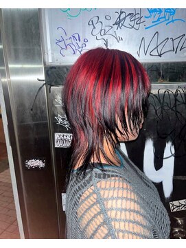 ミュー(Mu) 黒染めしていても出来るルーツカラー