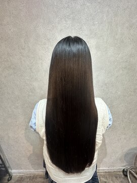 アールクリップ 表参道(arclip) サラ艶ロングレイヤーカットレイヤーボブサイエンスアクア