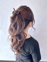 タクミ(Takumi)&nbsp;タイトポニーテール