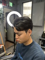 バーバーショップライズ 2nd(barber shop RAIzE)&nbsp;かき上げセンターパート