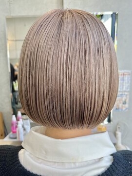 ココ 西葛西南口店(COコ) 西葛西ミルクティーベージュカラー|ブリーチショコラアッシュ