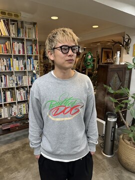 リブロ 三軒茶屋(LIBRO) ブルーブラック韓国マッシュスペインカールスパイキーショート