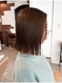 【NOA】ぱつっと大人ボブメルティショコラベージュ