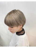 キジ(KIJI)&nbsp;刈り上げショート/刈り上げマッシュ/ミルクティーベージュ