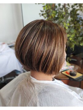 カルムヘアデザイン(Calme hair design) ミニボブ